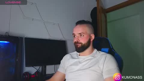 kumonass online show from November 19, 2025, 5:57 pm