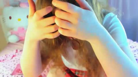 Anna online show from September 20, 2025, 2:34 am