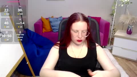 kuri_u online show from April 10, 2026, 10:09 am