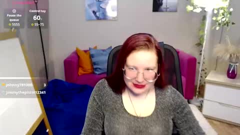 kuri_u online show from April 18, 2026, 7:34 am