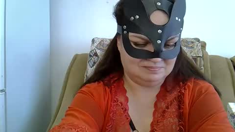 kurkuma_ online show from February 17, 2026, 12:12 pm