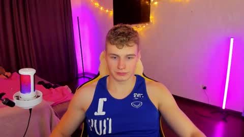 kurt_hanssen online show from February 21, 2025, 5:53 pm