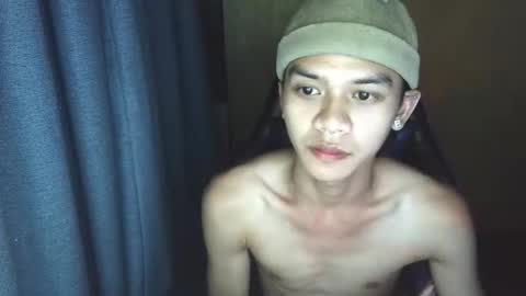 Snapshot of kurtxxx07 chatting on May 17, 2026, 10:39 pm kurtxxx07 online show from May 17, 2026, 10:39 pm