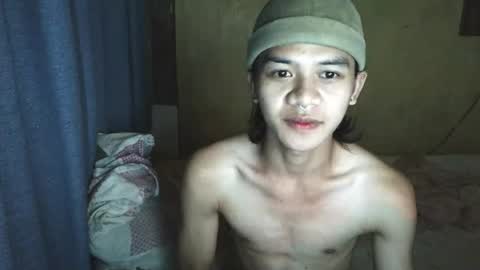 Snapshot of kurtxxx07 chatting on July 22, 2026, 9:50 pm kurtxxx07 online show from July 22, 2026, 9:50 pm