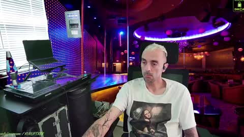 Snapshot of kuruptxxx chatting on January 11, 2025, 6:44 pm kuruptxxx online show from January 11, 2025, 6:44 pm