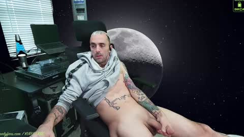 Snapshot of kuruptxxx chatting on January 24, 2025, 7:49 pm kuruptxxx online show from January 24, 2025, 7:49 pm