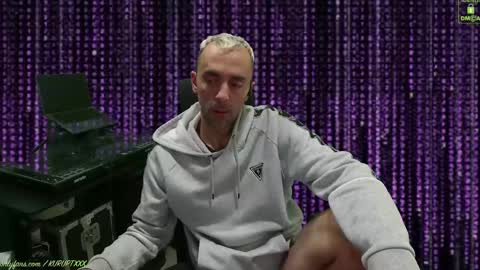 Snapshot of kuruptxxx chatting on February 20, 2025, 7:41 pm kuruptxxx online show from February 20, 2025, 7:41 pm