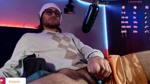 kuzzcoo online show from January 9, 2026, 12:30 pm