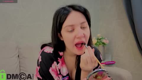 Kvetachka Thu-Sun 0900am-1500pmGTM2 online show from September 26, 2025, 12:47 am