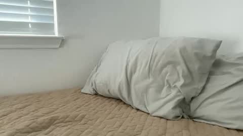 kyky online show from November 2, 2025, 8:33 pm