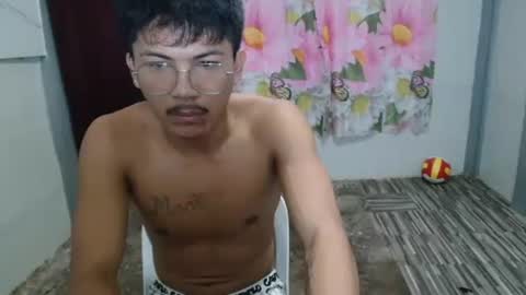Snapshot of kyle_lourence chatting on June 9, 2026, 10:10 pm kyle_lourence online show from June 9, 2026, 10:10 pm