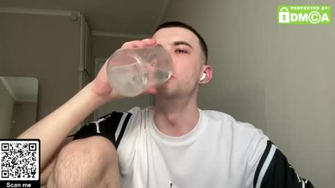 JustDimasx online show from May 5, 2026, 2:47 pm