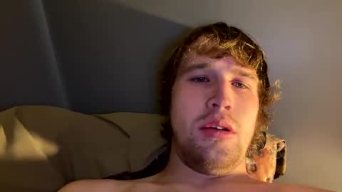 kylelovepussy69 online show from February 25, 2025, 9:13 pm