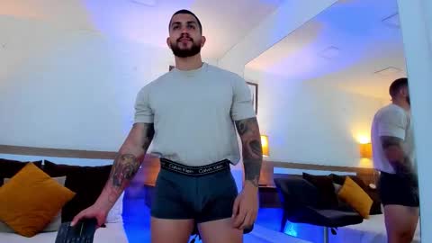 kylenorth_ online show from October 1, 2025, 6:14 pm