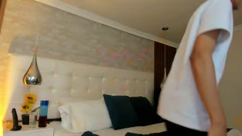 Snapshot of kylepresly chatting on June 22, 2026, 4:20 am Kyle online show from June 22, 2026, 4:20 am