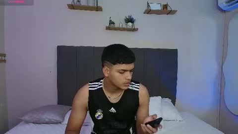Kyliam online show from June 20, 2026, 7:38 pm