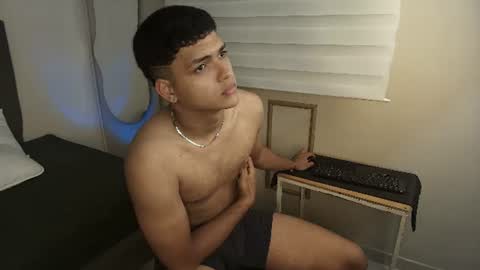 Kyliam online show from June 27, 2026, 7:52 pm