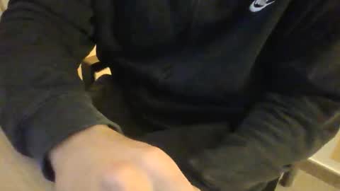 Snapshot of kylian91 chatting on January 6, 2026, 12:36 am Kylian online show from January 6, 2026, 12:36 am