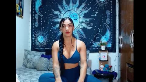 kylie online show from November 5, 2025, 8:42 pm