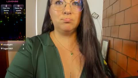 Snapshot of kylie_daniiels chatting on January 5, 2026, 10:02 pm Kylie online show from January 5, 2026, 10:02 pm