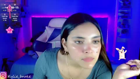 k ylie online show from February 13, 2025, 10:33 pm