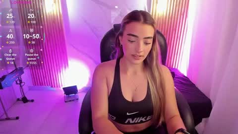 Snapshot of kylie_jones6 chatting on April 15, 2026, 3:02 am KYLIE online show from April 15, 2026, 3:02 am