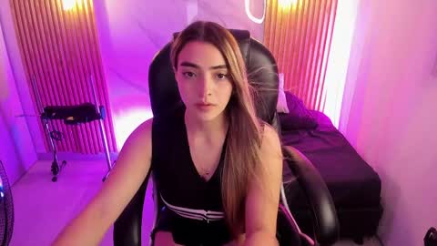 Snapshot of kylie_jones6 chatting on May 6, 2026, 2:51 am KYLIE online show from May 6, 2026, 2:51 am