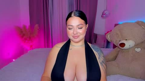 Kylie Lips online show from October 18, 2025, 6:41 pm
