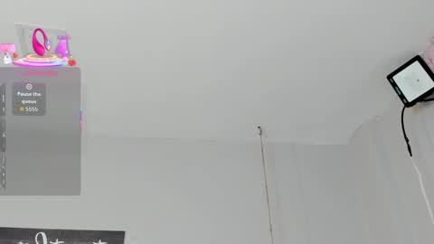 kylie_ls online show from October 22, 2025, 3:07 am