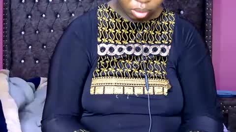 kylie online show from November 30, 2025, 10:19 am