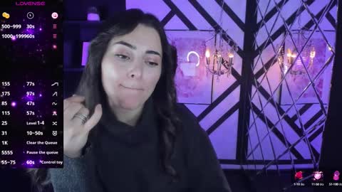 Kylie online show from February 17, 2025, 7:31 pm