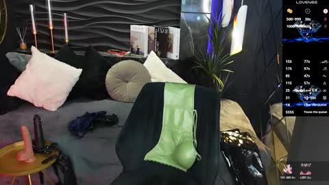 Kylie online show from March 30, 2026, 1:56 pm