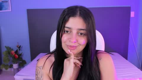 Kylie Reyes  online show from December 6, 2024, 7:56 pm