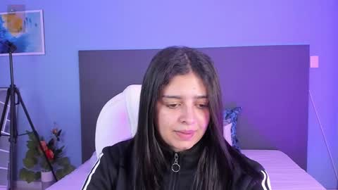 Kylie Reyes  online show from December 9, 2024, 7:07 pm