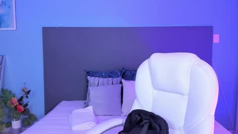 Kylie Reyes  online show from December 17, 2024, 7:26 pm