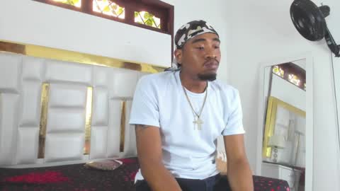 Snapshot of kylieandjhonny chatting on February 8, 2025, 6:55 pm Kaylie And Jhony online show from February 8, 2025, 6:55 pm