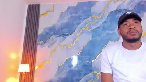 Kaylie And Jhony online show from February 13, 2026, 7:32 pm