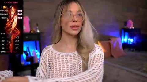 Kylie online show from February 24, 2025, 10:03 pm