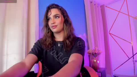 Kylie online show from February 13, 2025, 4:54 am