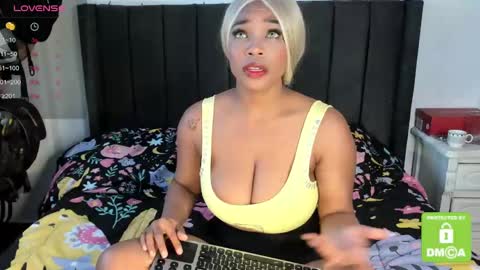 kylie white boobs online show from January 8, 2025, 8:18 pm