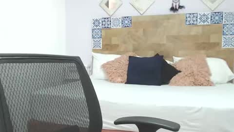 Kylie online show from February 28, 2025, 2:20 pm