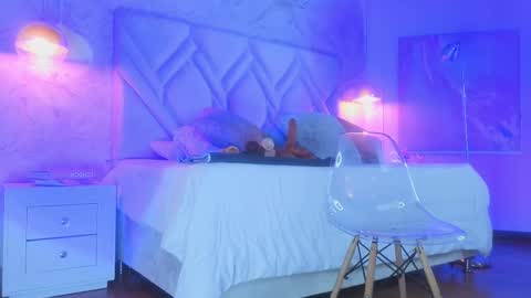 Kyle online show from April 23, 2026, 11:20 am