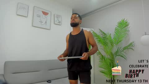 Kylliam Levis online show from March 11, 2025, 11:48 pm