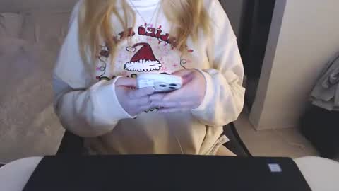 Snapshot of kymchi chatting on November 24, 2025, 10:53 pm Check Out My NSFW OnlyFans Link On Bio online show from November 24, 2025, 10:53 pm