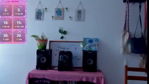 kyomi online show from November 18, 2025, 6:01 pm