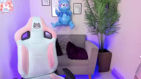 Kyomi online show from March 10, 2025, 12:26 pm