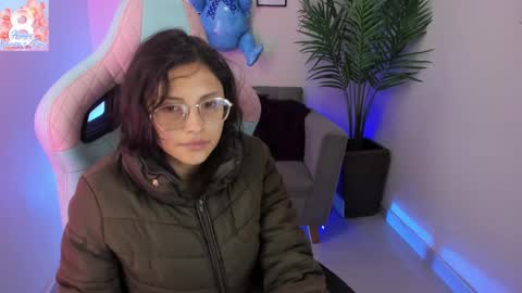 Kyomi online show from March 11, 2025, 12:17 pm