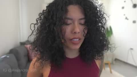 schedule 300 pm - 1100pm colombia time online show from January 9, 2026, 8:43 pm