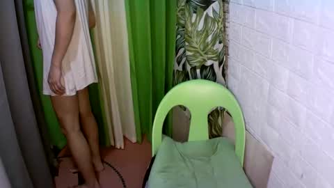 kyutshyne online show from October 27, 2025, 1:59 pm