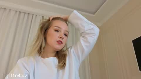 lina online show from November 10, 2025, 9:36 pm